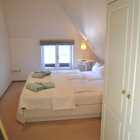 Apartament Ferienhaushaelfte Am Museum *